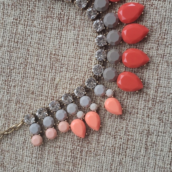 J Crew Coral Orange melon taupe ombre fan statement necklace - Picture 6 of 9